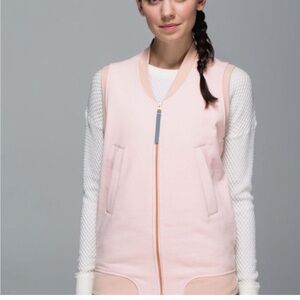 1 Lululemon departure vest in parfait pink / naked